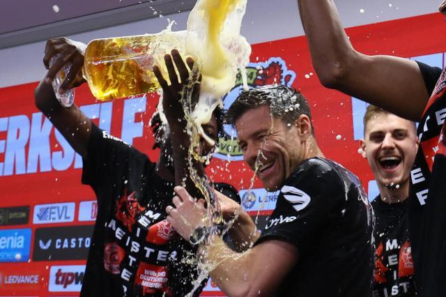 fb体育官方网站-暖男教头阿隆索 “他是最关心我个人生活的教练！”